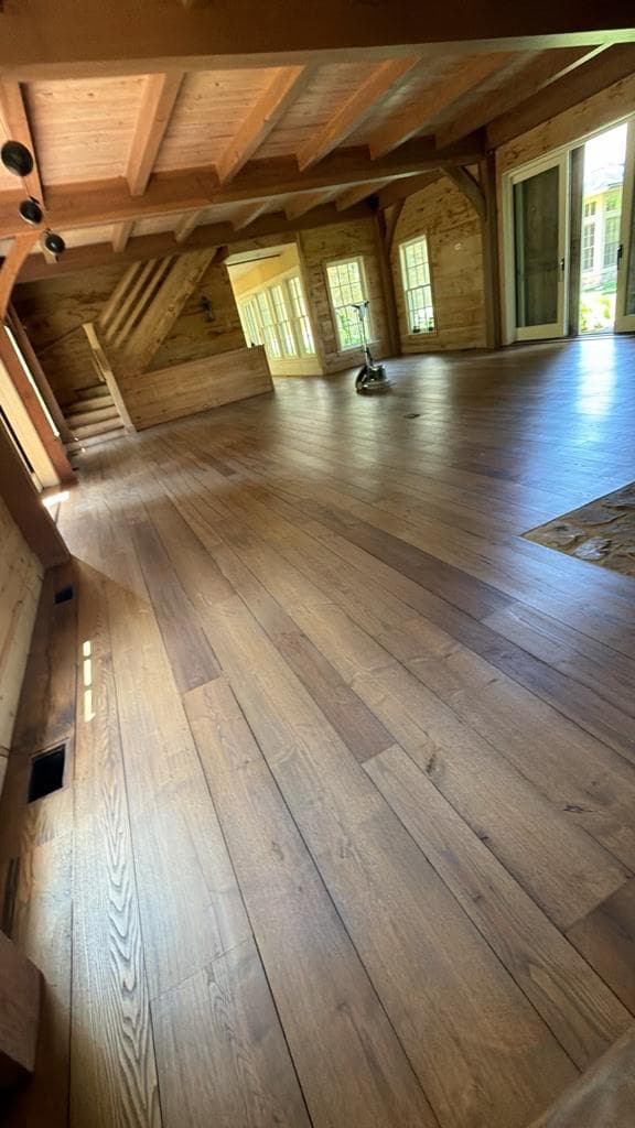 Hardwood floor refinishing and sanding